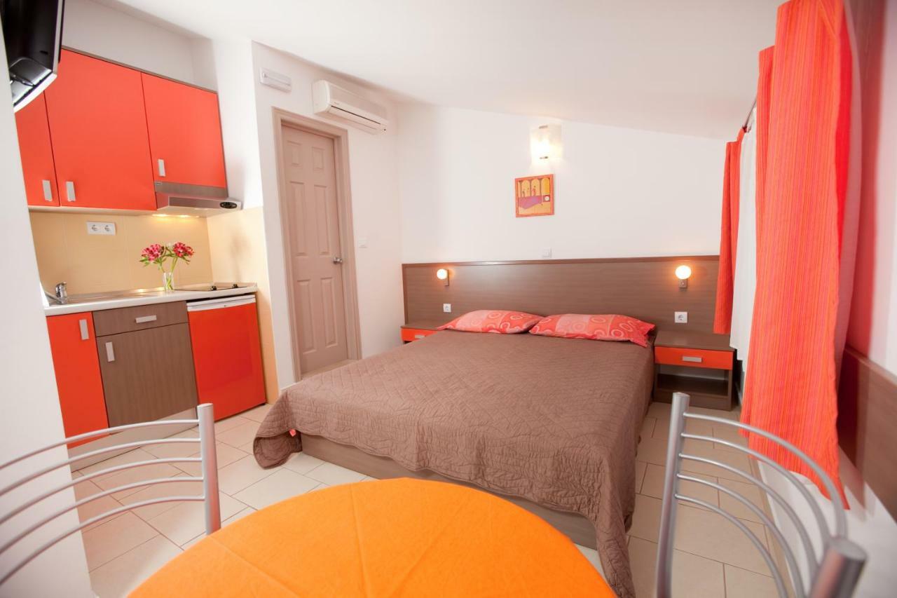 Apartments Smiljka II ทูแชพี ภายนอก รูปภาพ